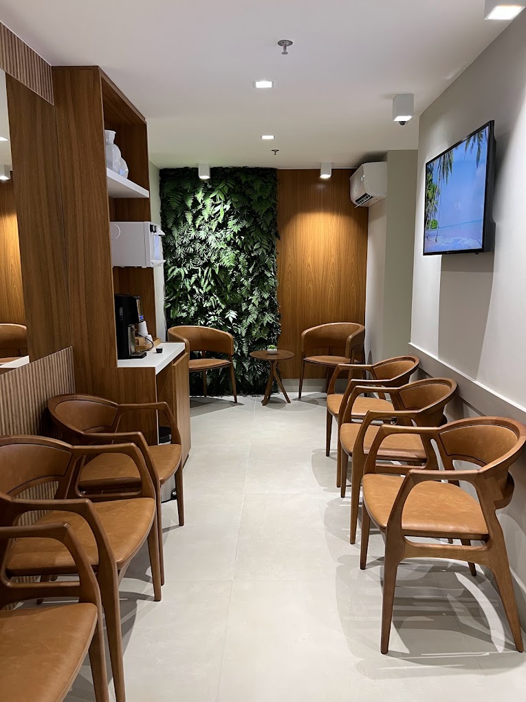 Recepção Wedoctors Otávio Kelly Niterói — sala de espera do consultório da Dra. Rivâny Pires, Icaraí